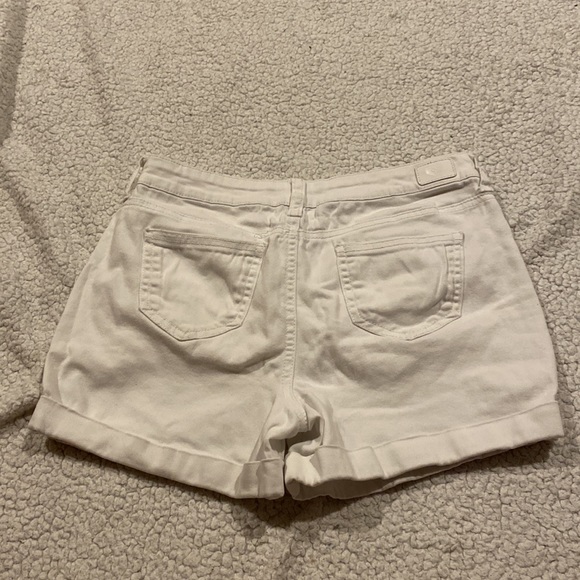 White jean shorts NWOT - Picture 6 of 6